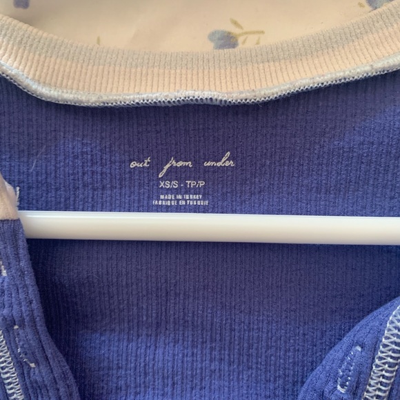 Urban Outfitters Seamless Top - Picture 3 of 3